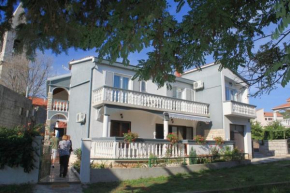 Apartments by the sea Kukljica, Ugljan - 8400
